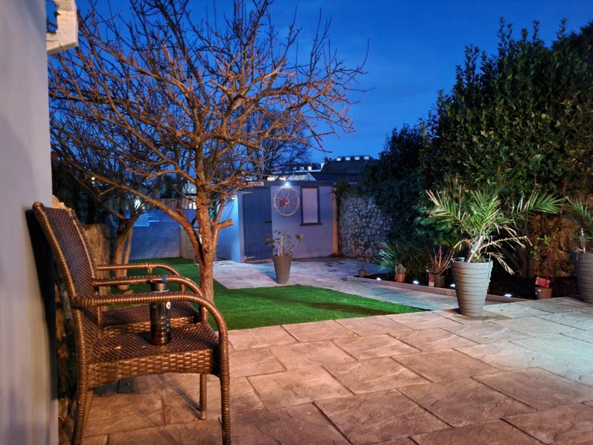 Lobster Cottage - Stylish 3 Bedroom Cottage In Heart Of Tenby Town, Pembrokeshire Buitenkant foto
